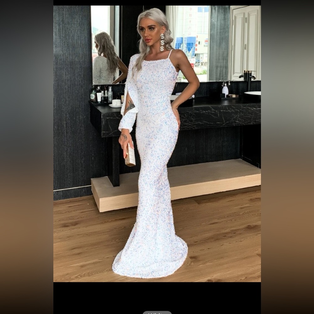 White prom gown